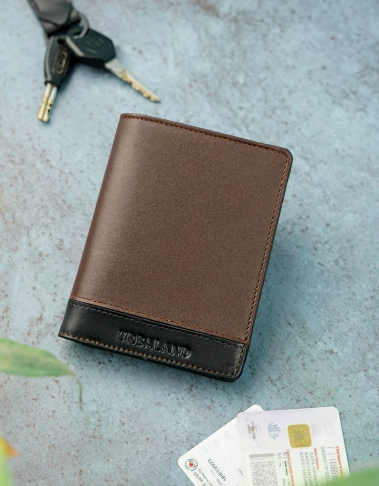 Tucker Hybrid Wallet (License Card Holder + Moneybag) – Chocolate